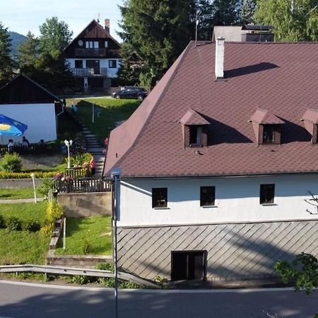 Penzion Lenora Eksteriør bilde
